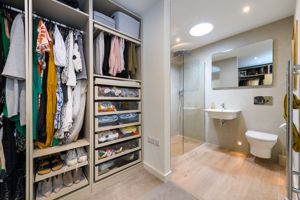 Bed 1 Dressing Room & En-Suite- click for photo gallery
